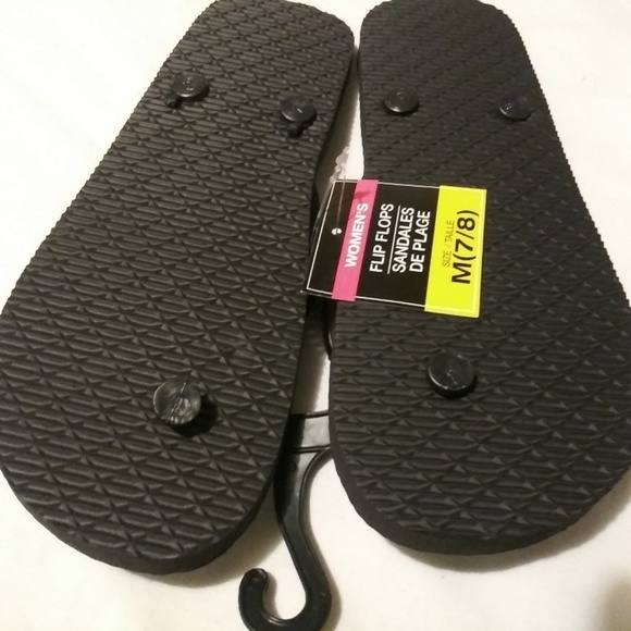 Fun & Festive flip flops sandals - Picture 8 of 8